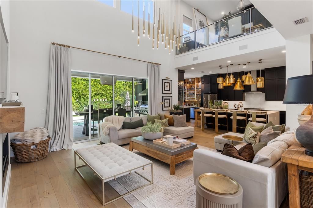 For Sale: $1,945,000 (4 beds, 3 baths, 4188 Square Feet)