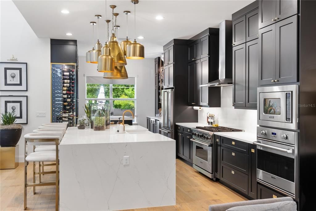 For Sale: $1,945,000 (4 beds, 3 baths, 4188 Square Feet)