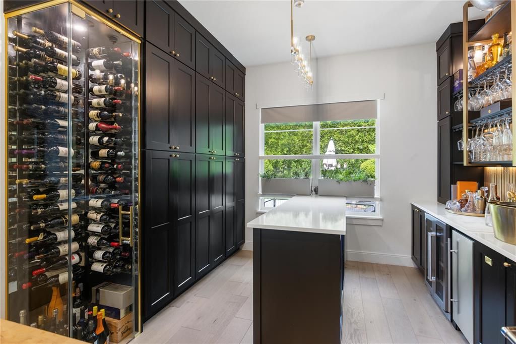 For Sale: $1,945,000 (4 beds, 3 baths, 4188 Square Feet)