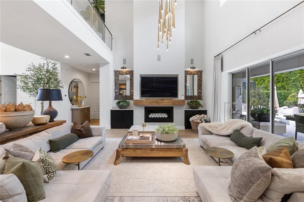 For Sale: $1,945,000 (4 beds, 3 baths, 4188 Square Feet)