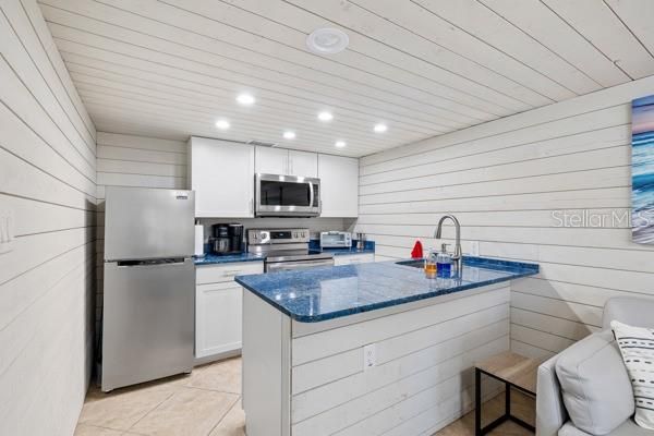 For Sale: $995,000 (4 beds, 0 baths, 1764 Square Feet)
