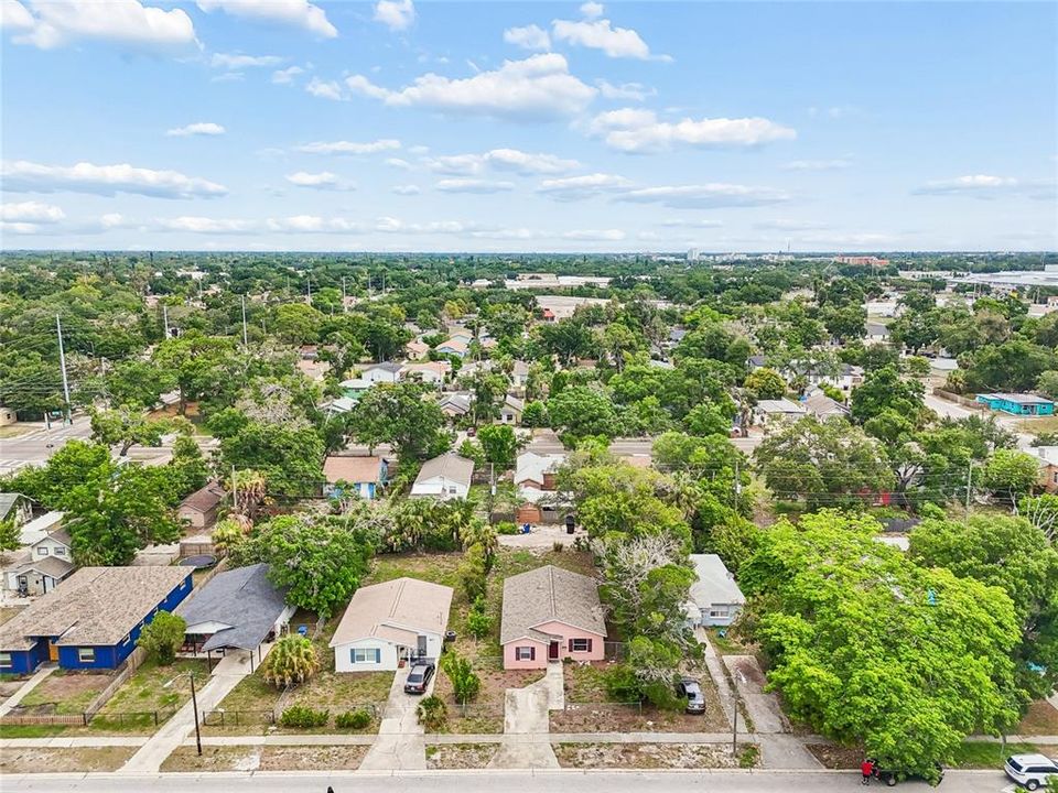 For Rent: $3,000 (4 beds, 2 baths, 1235 Square Feet)