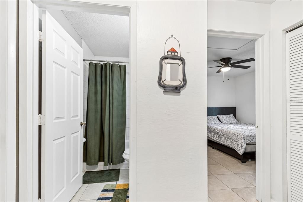 For Rent: $3,000 (4 beds, 2 baths, 1235 Square Feet)