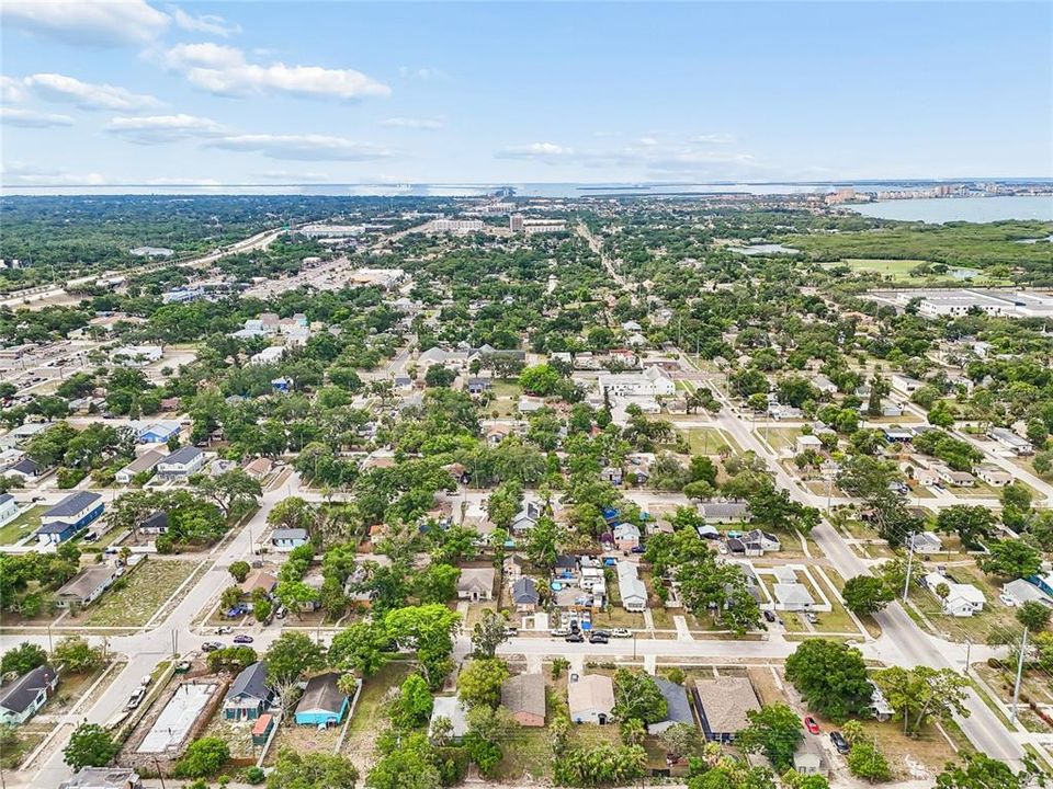For Rent: $3,000 (4 beds, 2 baths, 1235 Square Feet)