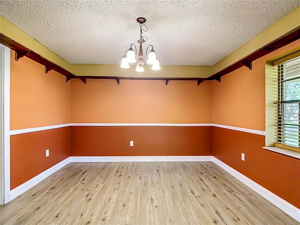 For Sale: $625,000 (4 beds, 3 baths, 2473 Square Feet)