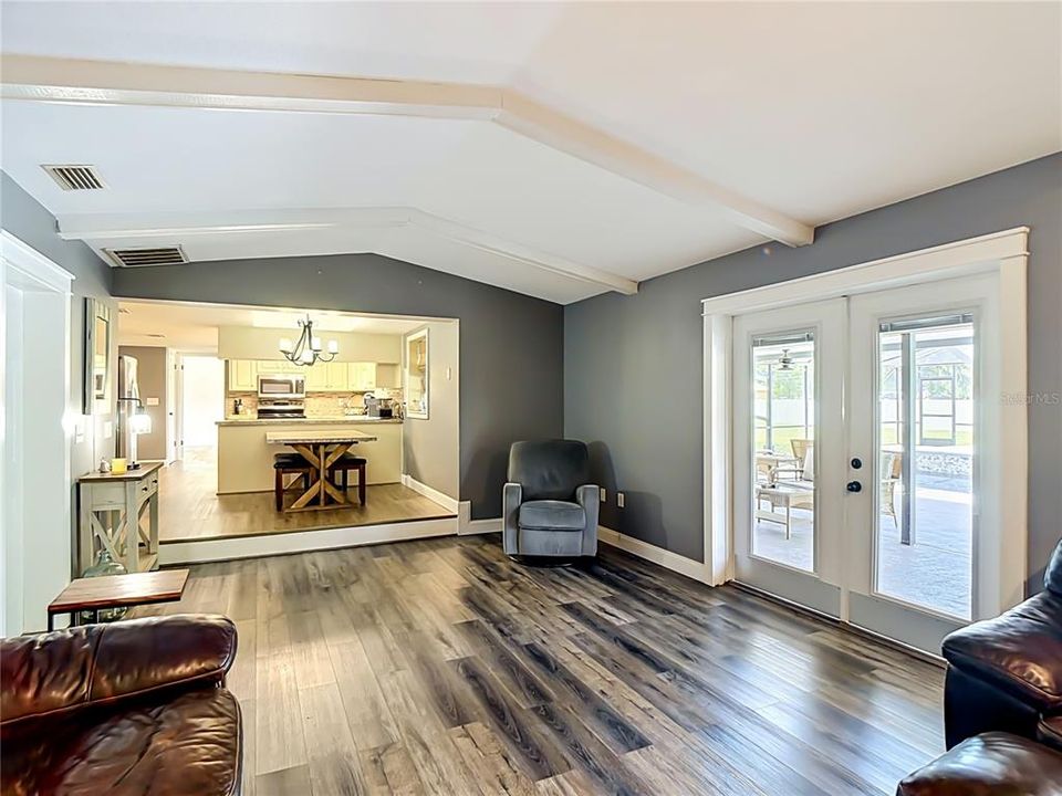 For Sale: $625,000 (4 beds, 3 baths, 2473 Square Feet)