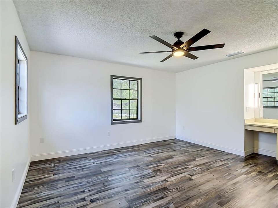 For Sale: $625,000 (4 beds, 3 baths, 2473 Square Feet)