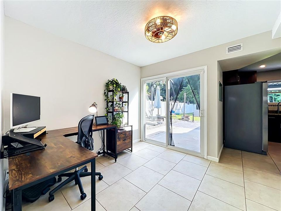 For Sale: $360,000 (3 beds, 2 baths, 1209 Square Feet)
