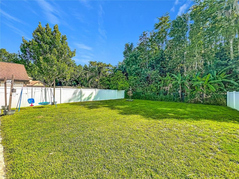 For Sale: $360,000 (3 beds, 2 baths, 1209 Square Feet)