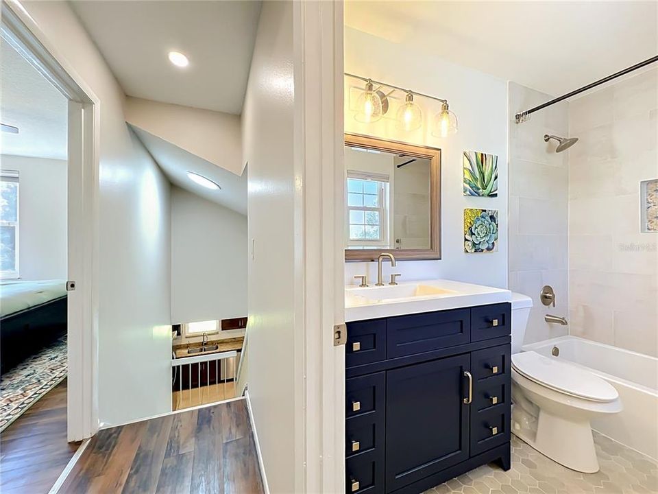 For Sale: $360,000 (3 beds, 2 baths, 1209 Square Feet)