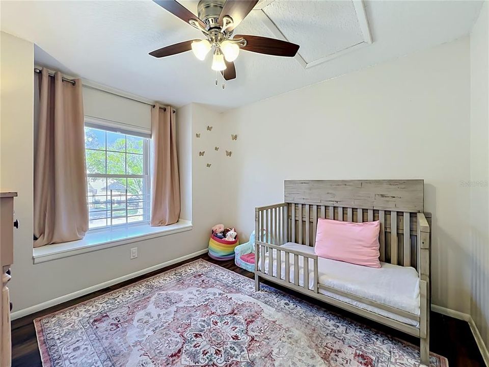For Sale: $360,000 (3 beds, 2 baths, 1209 Square Feet)