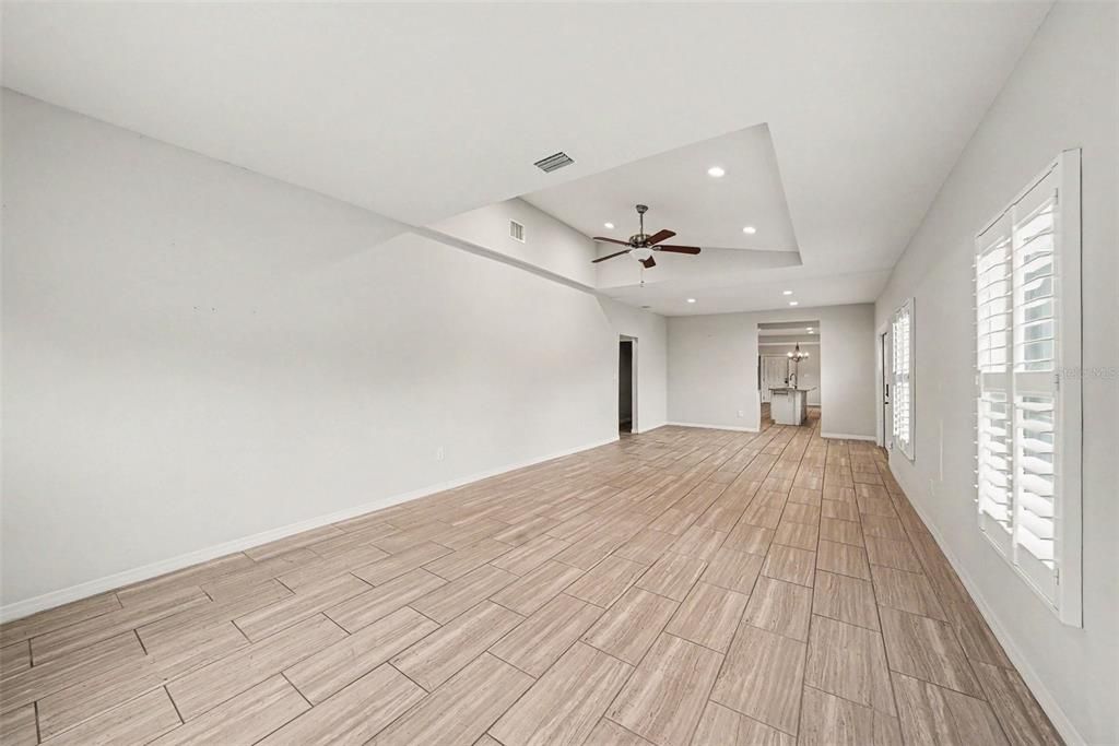 For Sale: $465,000 (3 beds, 2 baths, 1868 Square Feet)