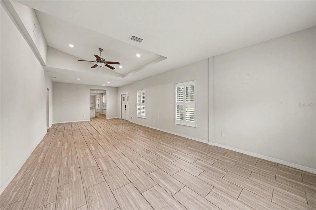 For Sale: $465,000 (3 beds, 2 baths, 1868 Square Feet)