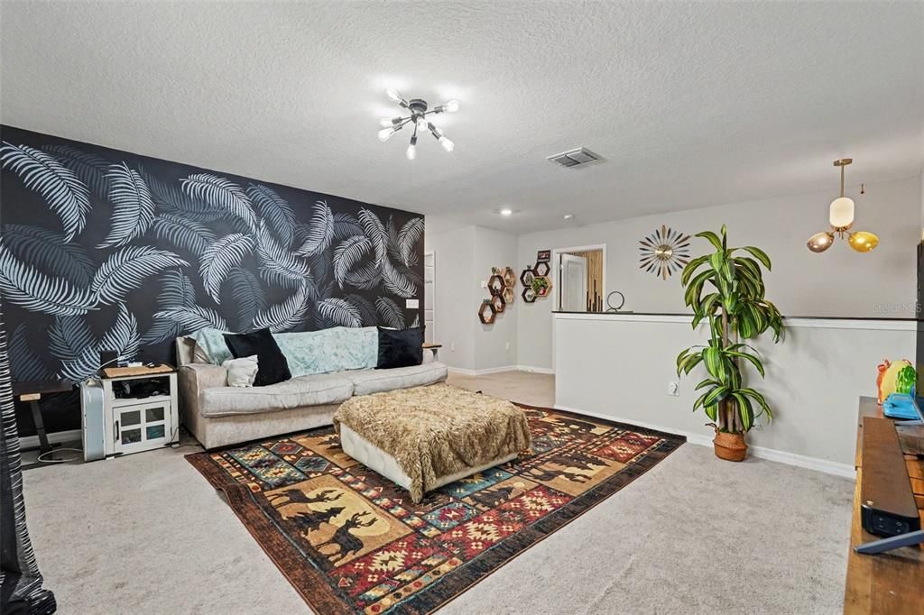 For Sale: $485,000 (6 beds, 3 baths, 3130 Square Feet)