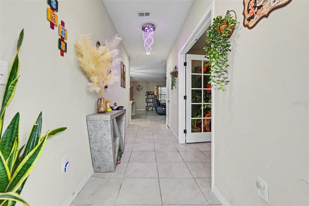 For Sale: $485,000 (6 beds, 3 baths, 3130 Square Feet)