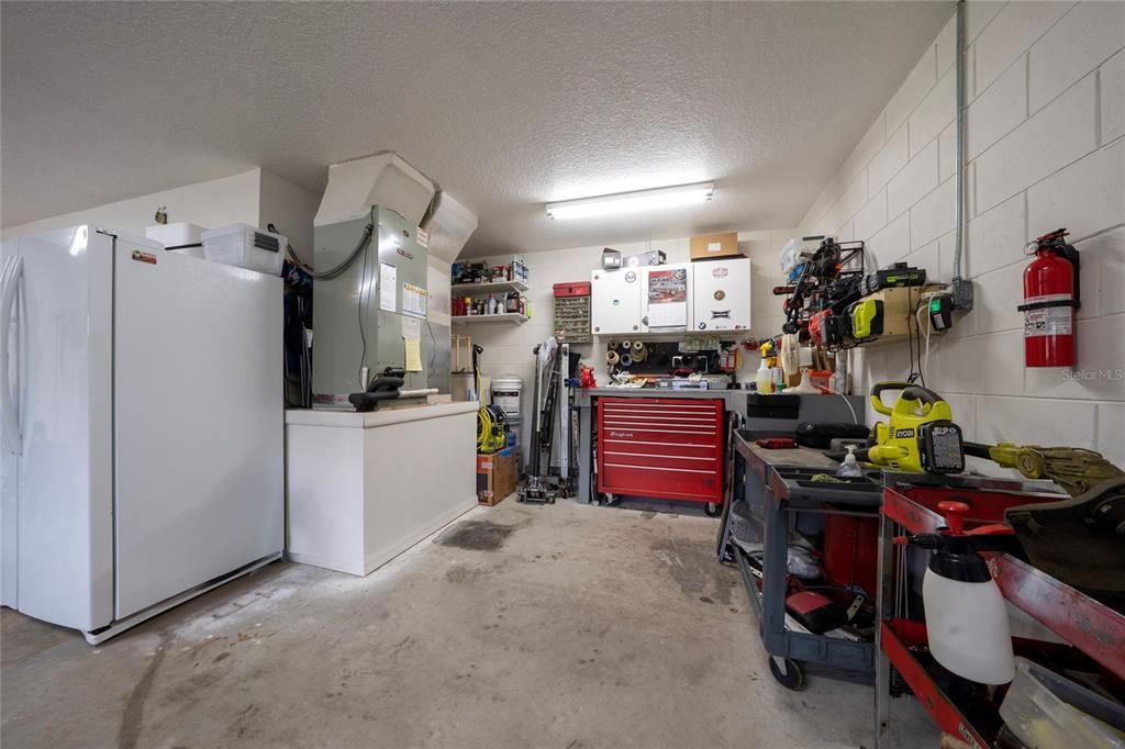 На продажу: $549,999 (4 спален, 2 ванн, 2112 Квадратных фут)