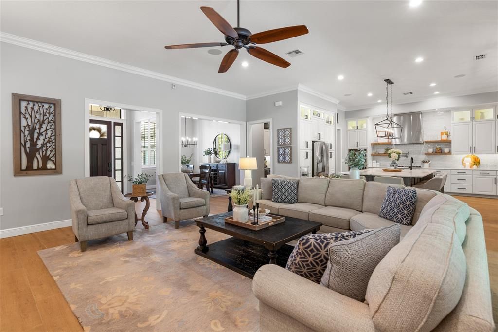 For Sale: $1,595,000 (5 beds, 4 baths, 4538 Square Feet)