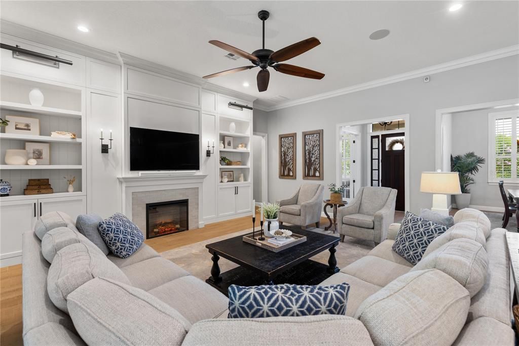 For Sale: $1,595,000 (5 beds, 4 baths, 4538 Square Feet)