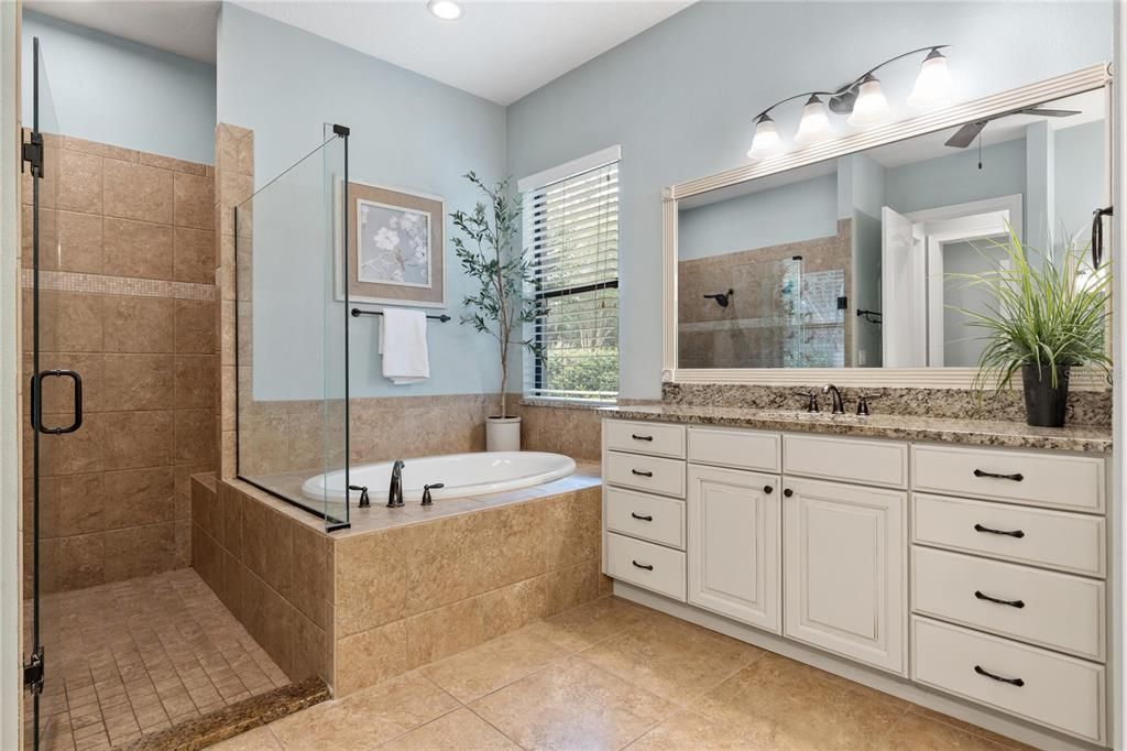 For Sale: $1,595,000 (5 beds, 4 baths, 4538 Square Feet)