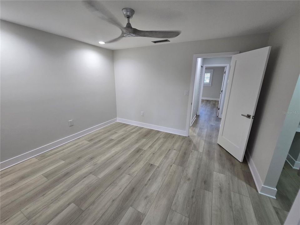 For Sale: $229,000 (2 beds, 2 baths, 1140 Square Feet)