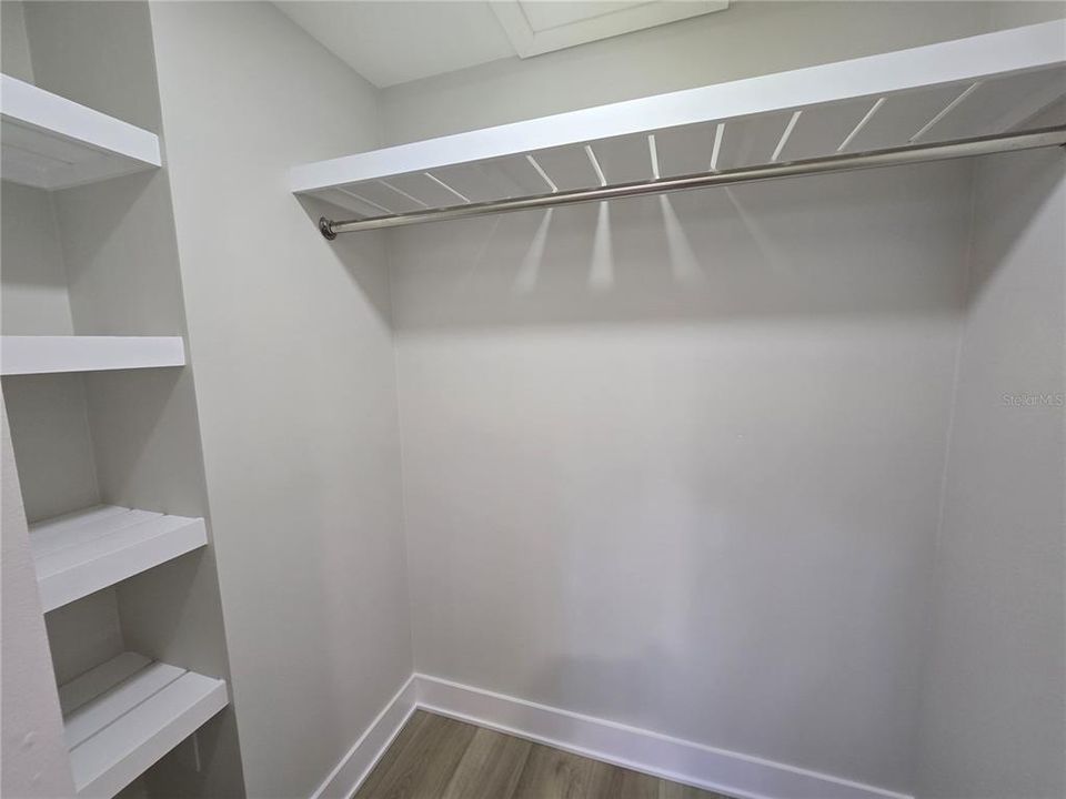 For Sale: $229,000 (2 beds, 2 baths, 1140 Square Feet)