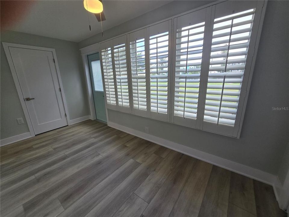 For Sale: $229,000 (2 beds, 2 baths, 1140 Square Feet)