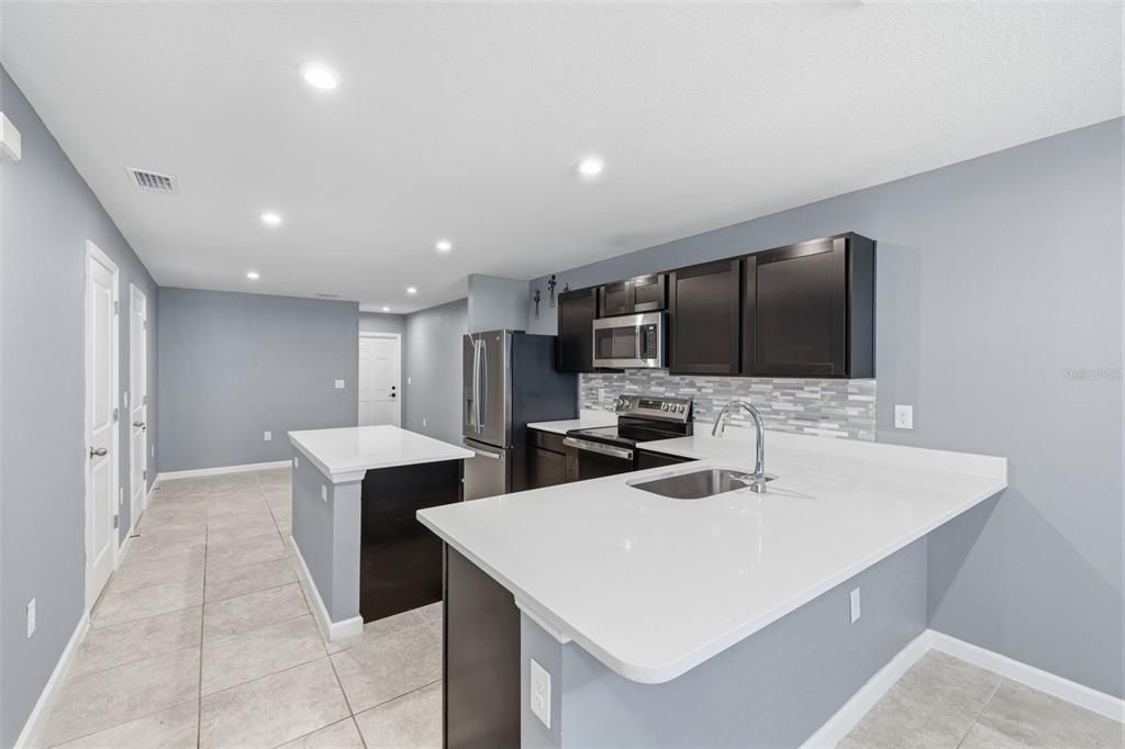For Sale: $255,000 (3 beds, 2 baths, 1440 Square Feet)