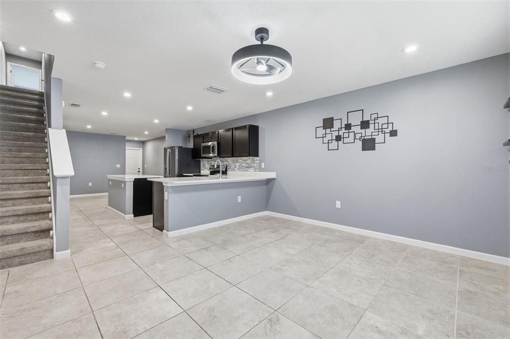 For Sale: $255,000 (3 beds, 2 baths, 1440 Square Feet)