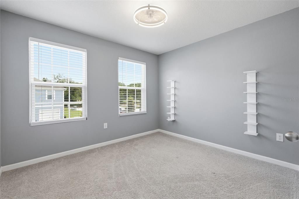 For Sale: $255,000 (3 beds, 2 baths, 1440 Square Feet)