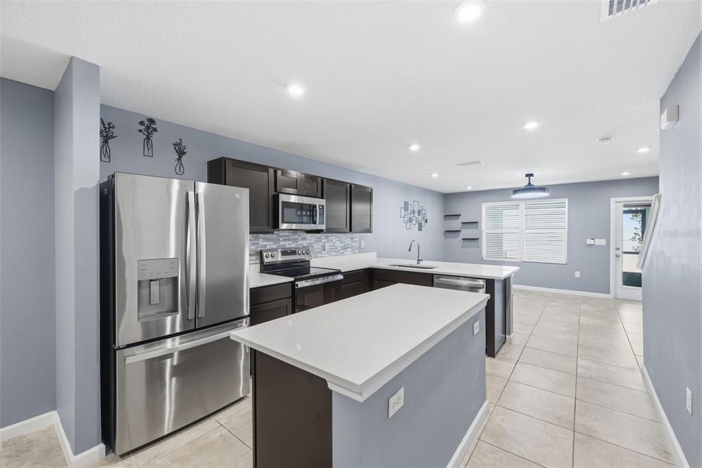 For Sale: $255,000 (3 beds, 2 baths, 1440 Square Feet)