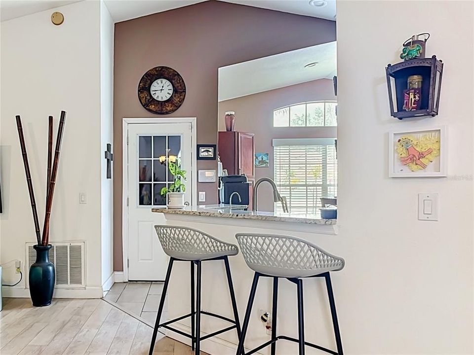For Sale: $389,900 (3 beds, 2 baths, 1548 Square Feet)