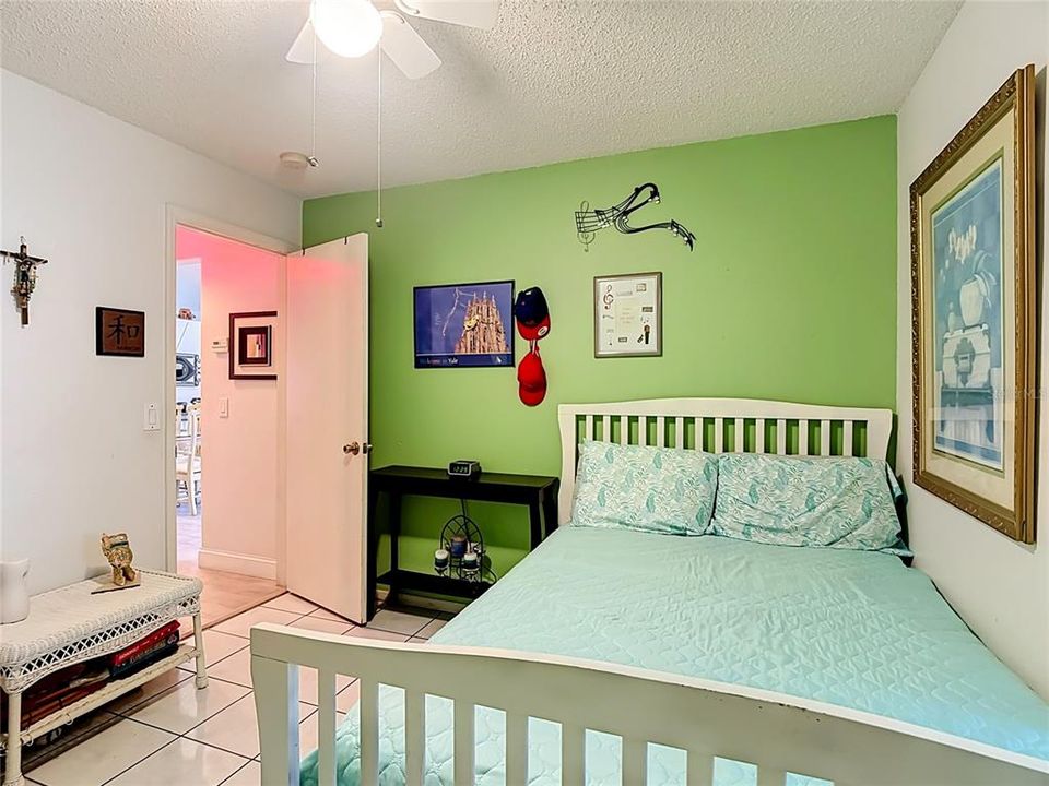 For Sale: $389,900 (3 beds, 2 baths, 1548 Square Feet)