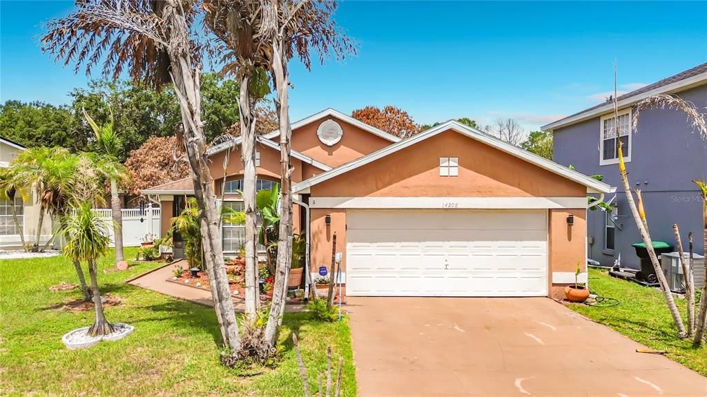 For Sale: $389,900 (3 beds, 2 baths, 1548 Square Feet)