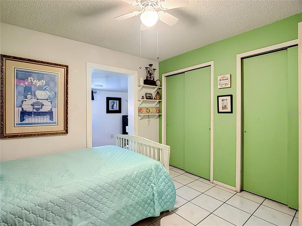 For Sale: $389,900 (3 beds, 2 baths, 1548 Square Feet)