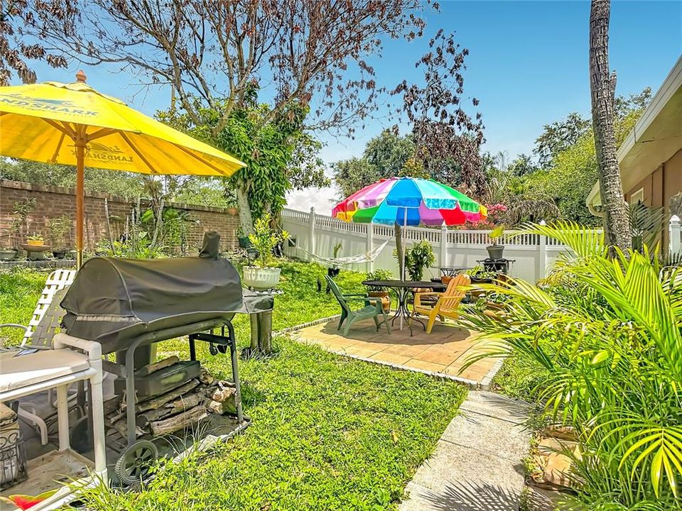 For Sale: $389,900 (3 beds, 2 baths, 1548 Square Feet)