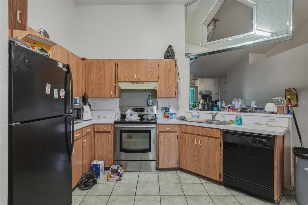 En Venta: $270,000 (3 camas, 2 baños, 1403 Pies cuadrados)
