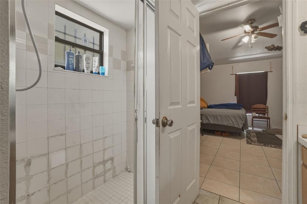 En Venta: $270,000 (3 camas, 2 baños, 1403 Pies cuadrados)
