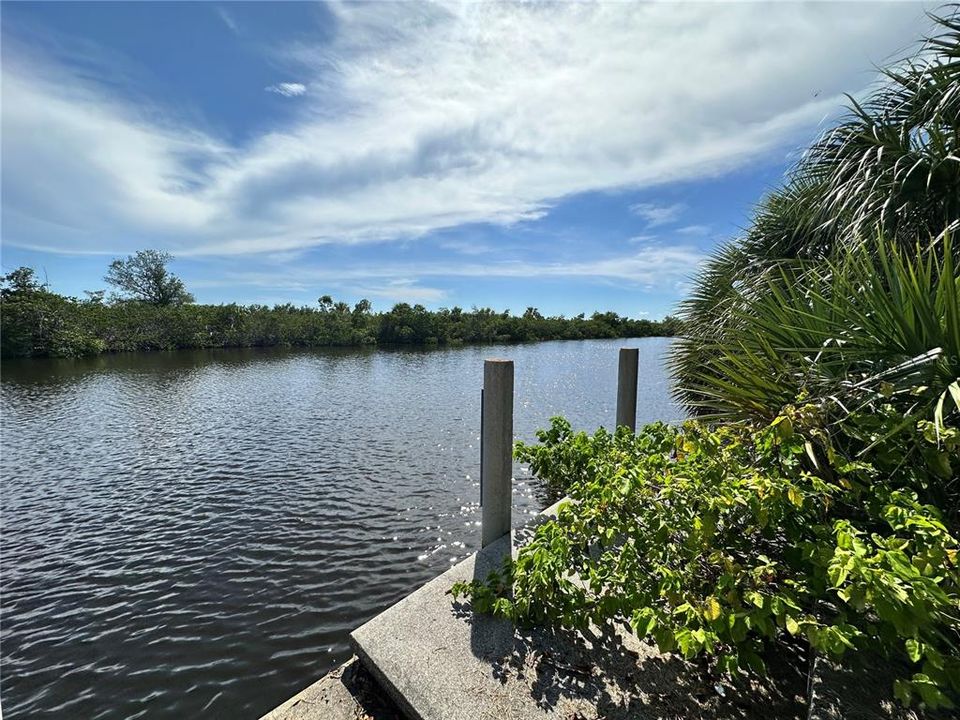 待售: $189,000 (0.23 acres)