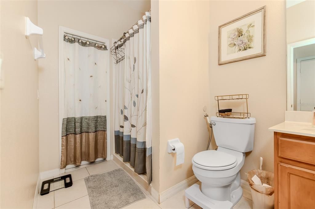 For Sale: $425,000 (4 beds, 3 baths, 2314 Square Feet)
