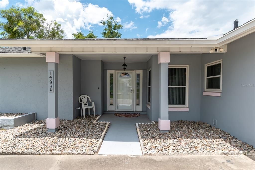 Active With Contract: $235,000 (3 beds, 2 baths, 1786 Square Feet)