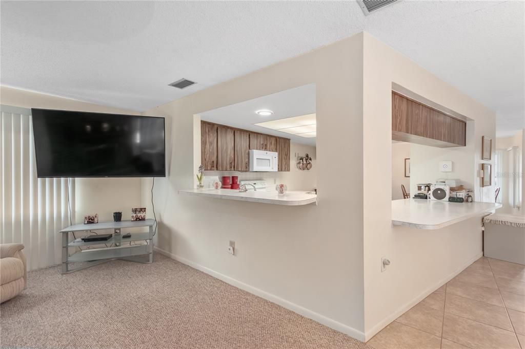 Active With Contract: $235,000 (3 beds, 2 baths, 1786 Square Feet)