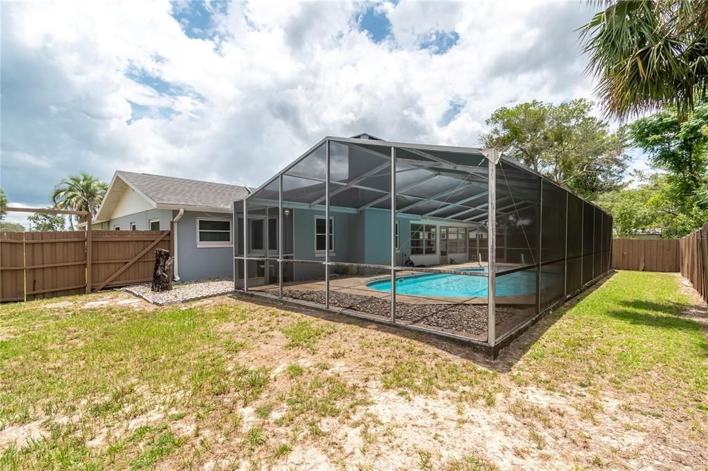Active With Contract: $235,000 (3 beds, 2 baths, 1786 Square Feet)