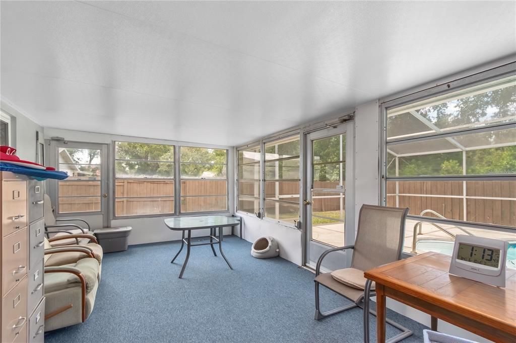 Active With Contract: $235,000 (3 beds, 2 baths, 1786 Square Feet)
