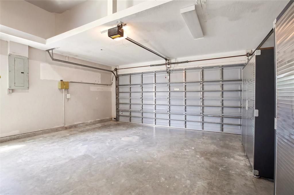 For Sale: $475,000 (3 beds, 2 baths, 2160 Square Feet)