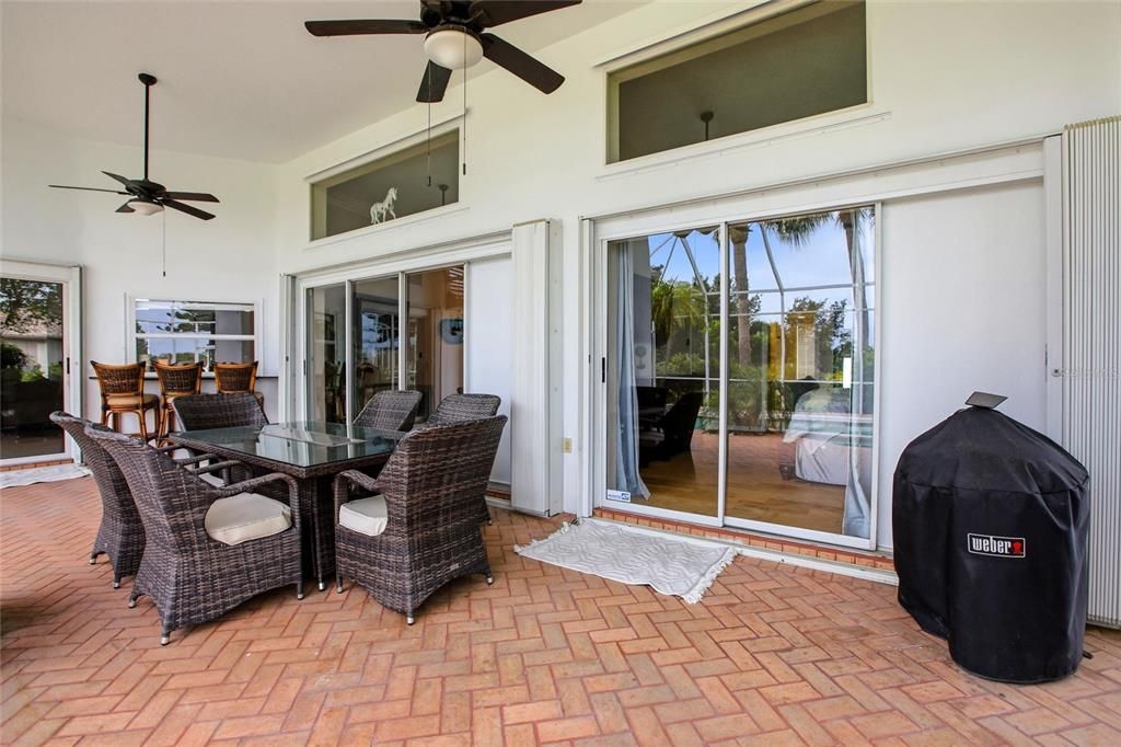 For Sale: $475,000 (3 beds, 2 baths, 2160 Square Feet)
