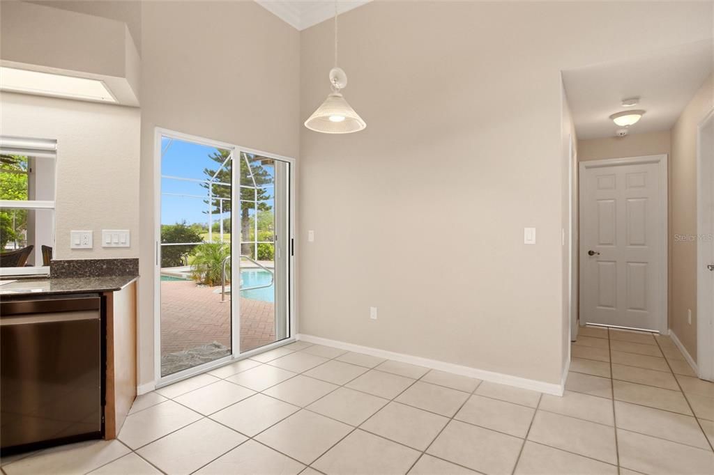 For Sale: $475,000 (3 beds, 2 baths, 2160 Square Feet)