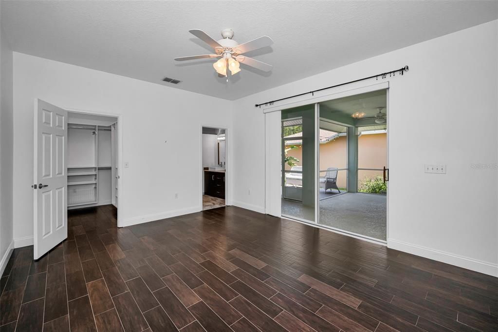 En Venta: $429,900 (2 camas, 2 baños, 1637 Pies cuadrados)