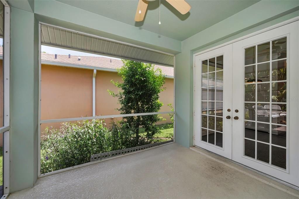 En Venta: $429,900 (2 camas, 2 baños, 1637 Pies cuadrados)