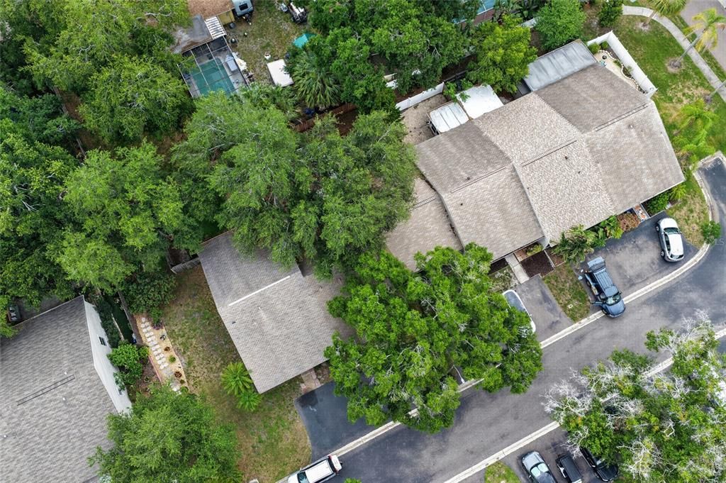 For Sale: $299,000 (2 beds, 1 baths, 939 Square Feet)