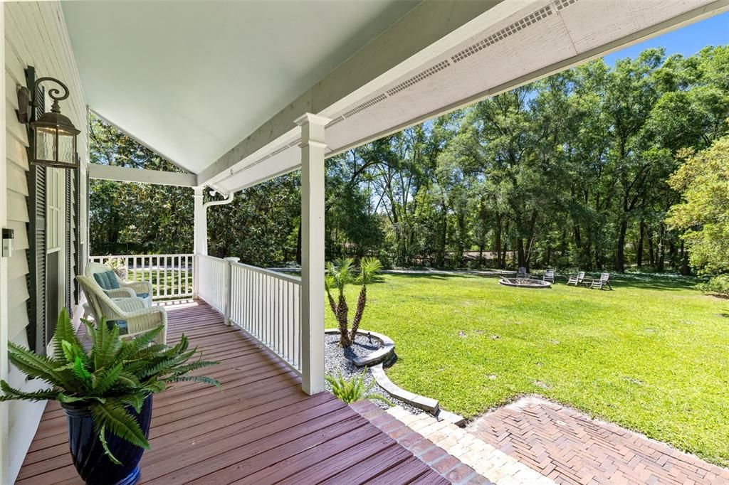 For Sale: $1,300,000 (6 beds, 5 baths, 5195 Square Feet)